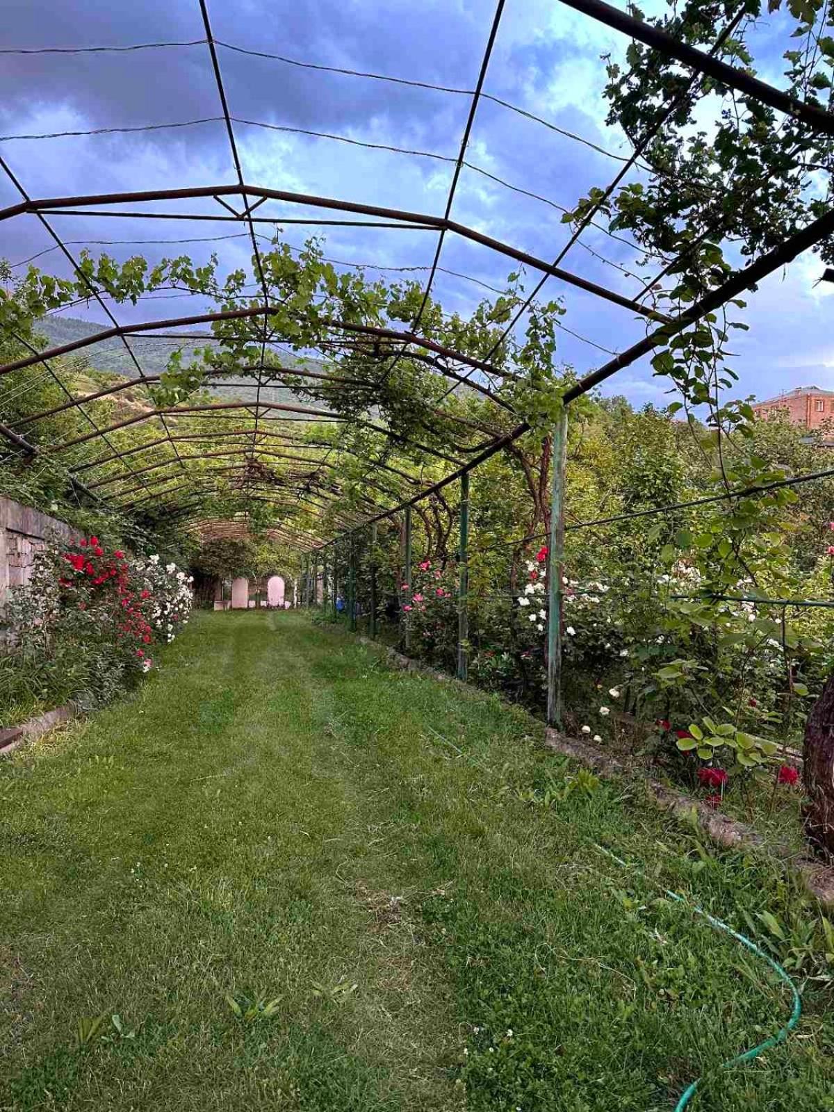 Luse Guest House Idzsevan Kültér fotó