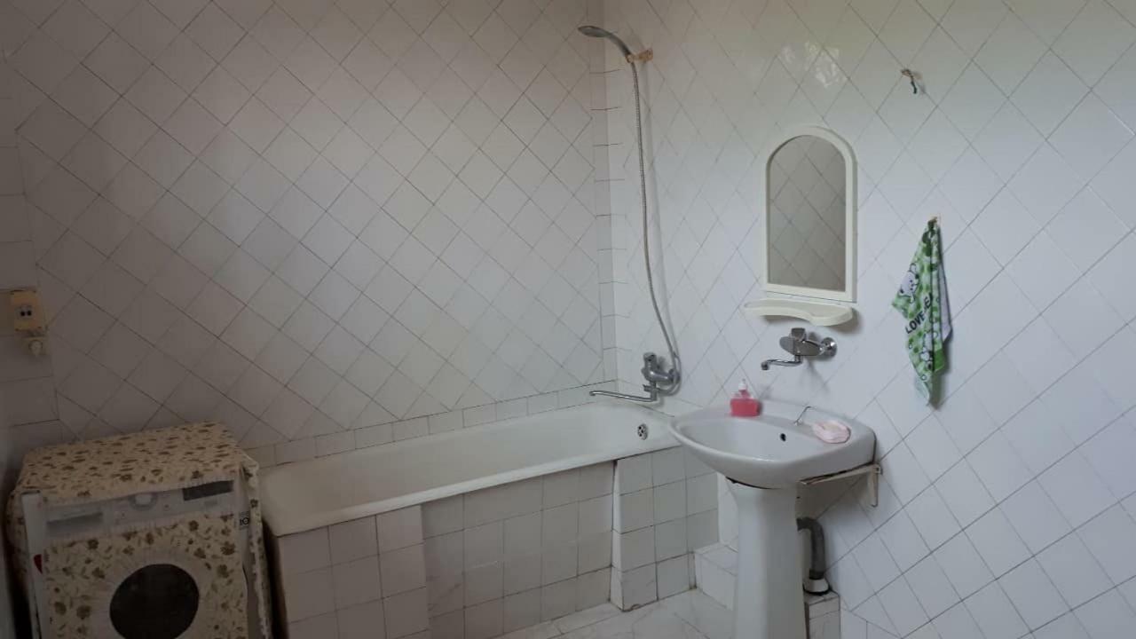 Luse Guest House Idzsevan Kültér fotó