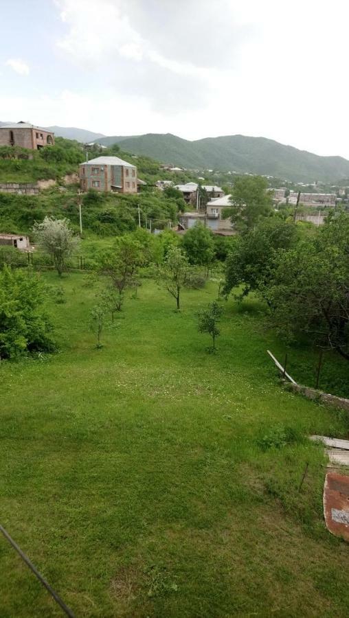 Luse Guest House Idzsevan Kültér fotó