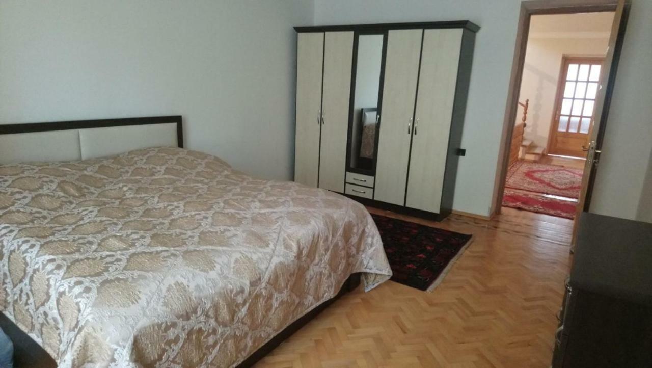 Luse Guest House Idzsevan Kültér fotó